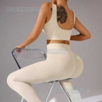 Sports Outdoor Fitness Yoga Set Sleeveless Running Bra Peach Outer Wear Slimming Nine-point Pants H250819