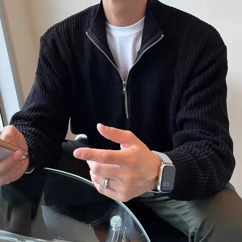 American Fashion n Korean Style Stand Collar Half Zipper Sweater Mens Temperament Versatile Knitted Sweater 250818