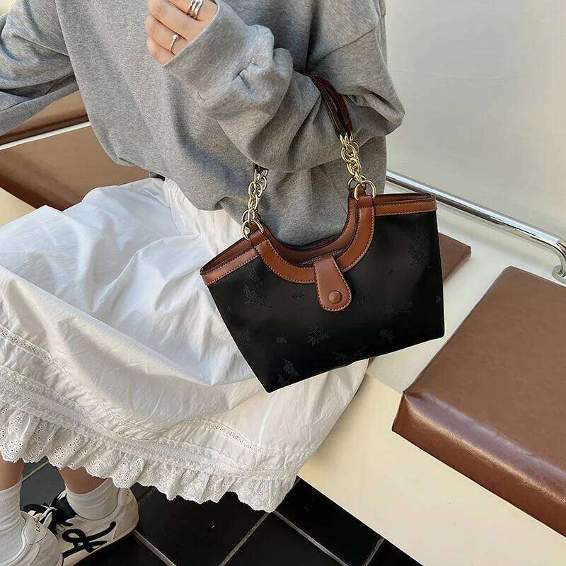 Chain Strap Handbag For Women Trendy Shoulder Bag Spacious Crossbody Purse Versatile Tote Work College Shopping