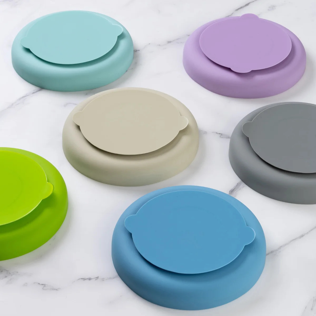 1Pc Silicone Pet Slow Feeder Food Lick Mat Anti-Slip Lick Bowl for Dogs and Cats 250813