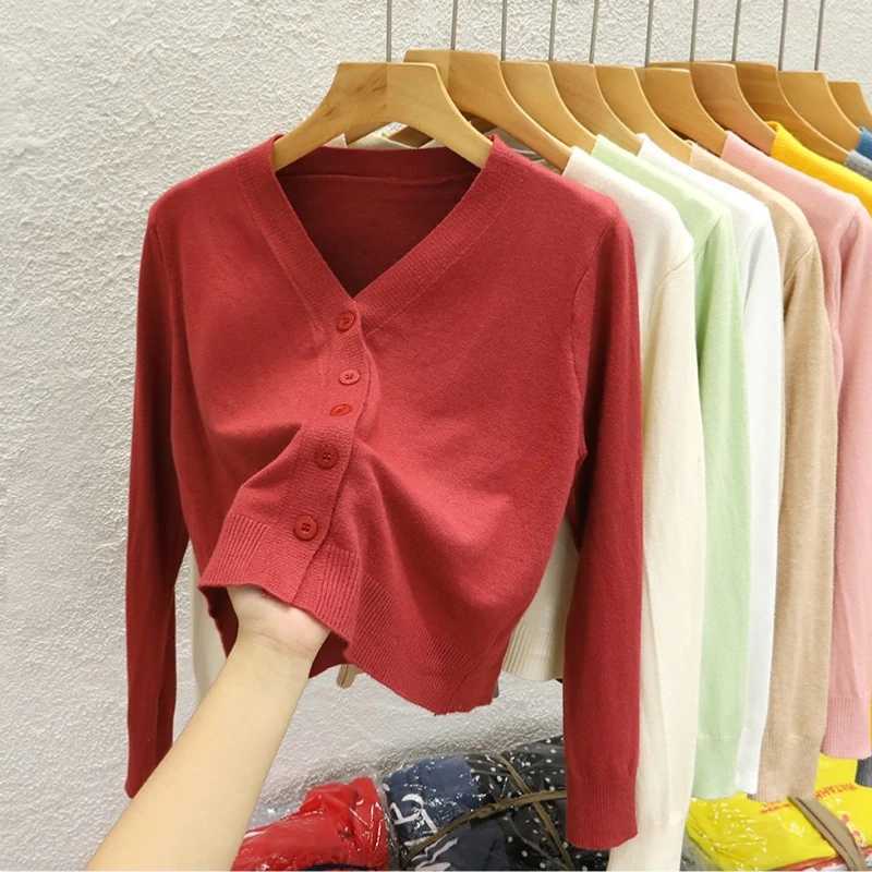 2025 Autumn New Black Wearing Outside Sweater Korean Style V-neck Knitted Cardigan Solid Color Long Sleeve Casual Tops XJ250819