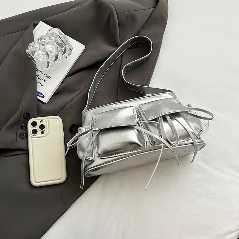 Y2K Korean Fashion Underarm Shoulder Bag Red Silver Female Bag Pu Leather Armpit Bag Chain Handbag Tote Clutch Bag High Capacity 250818