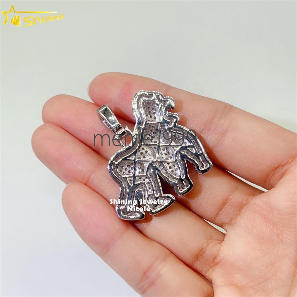 New Arrival Hip Hop Bling Charm Pass Diamond Tester 925 Silver Iced Out Moissanite Gorilla Pendant