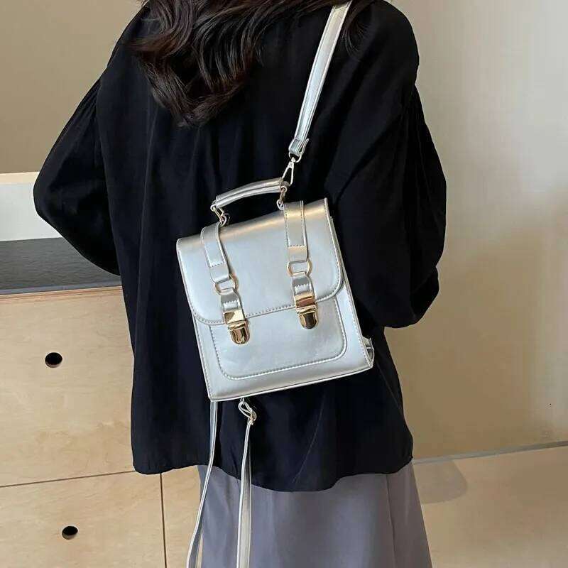 Small Women 2024 Y2K Korean Fashion Solid Color Backpack School Bag Cute Pu Leather Travel Red Back Packs 241008