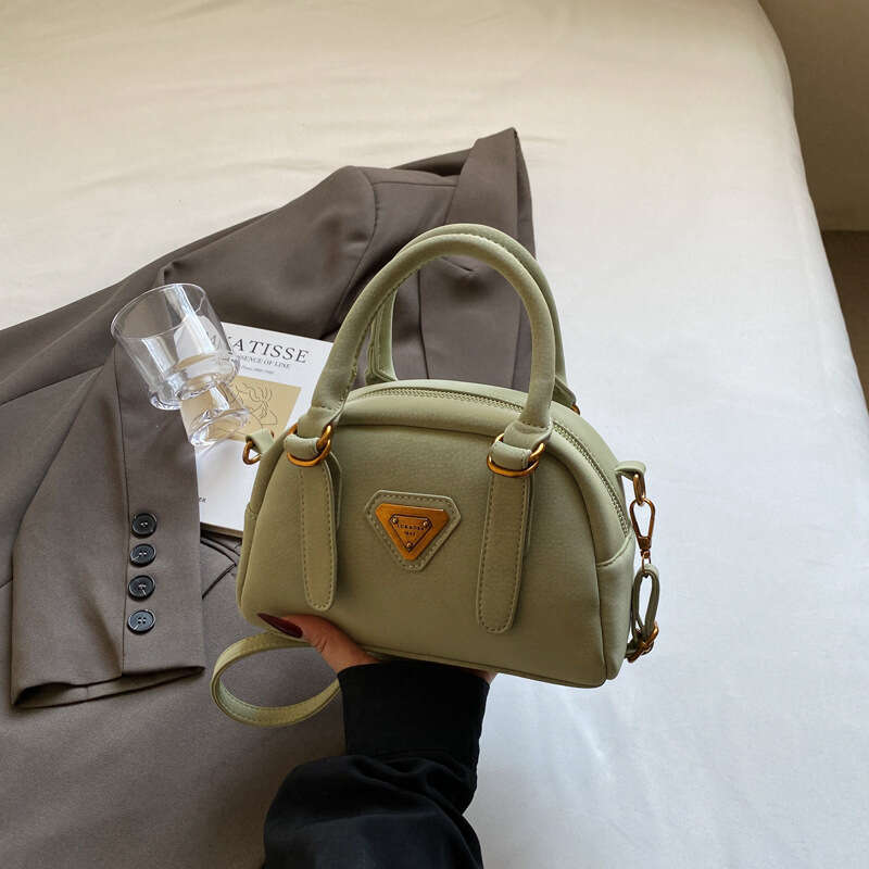 Designer bag Luxury bag Handheld Bowling For Women 2025 New Trendy Commuter Shoulder Crossbody Bag