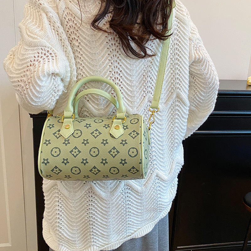 Free shipping bag bag New women's bag fashion vintage printed handbag Boston shoulder bag