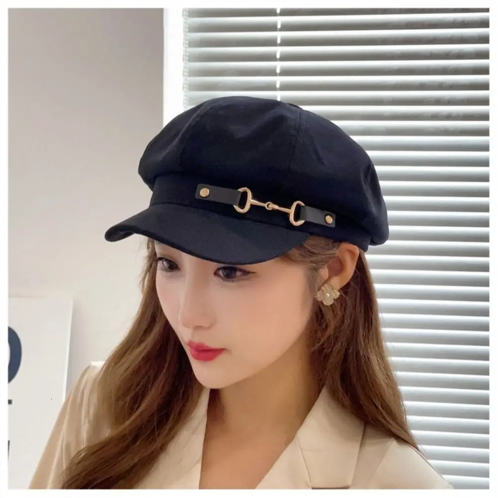 Adjustable Vintage Beret Hat Fashion Autumn Winter Woolen Beret sboy Hat Paperboy Soft Octagonal Cap Women 250819