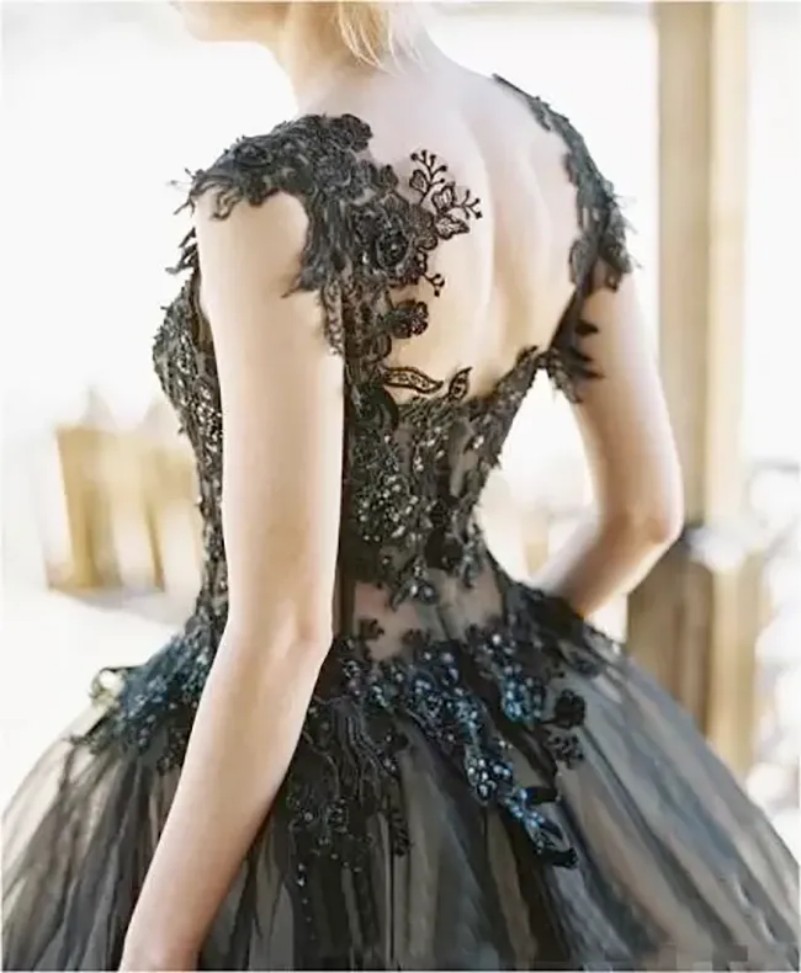 Vintage A-line Wedding Dresses 2024 New Arrival Black Tulle Lace Applique Cheap Gothic Beaded Backless Long Bridal Gowns Custom Sweep Train