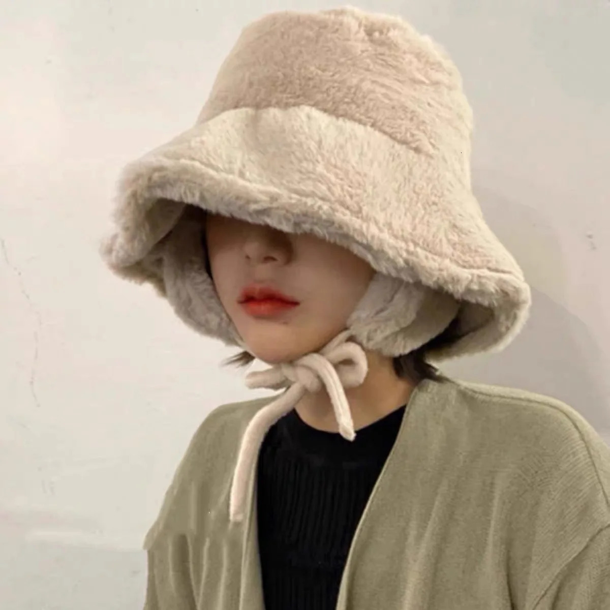 Korean Faux Fur Bucket Hat with Earflap Winter Warm Plush Ear Protection Fisherman Cap Solid Color Fluffy Fur Panama Cap 250819