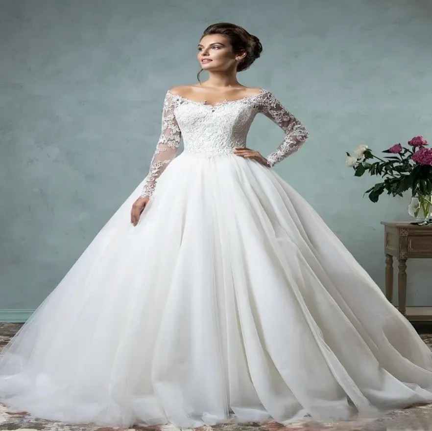 Vintage Amelia Sposa Wedding Dresses Long Sleeve V-Neck Appliques Lace Wedding Bridal Gowns Party Dress