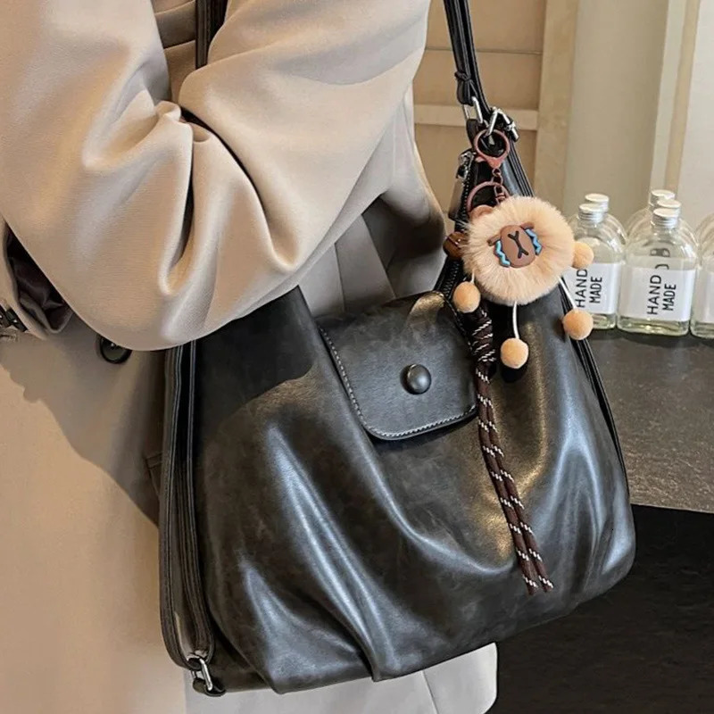 Top selling Single Shoulder Tote Bag for Women Large Capacity Commuting Backpack with Lightweight Travel Backpack 250818