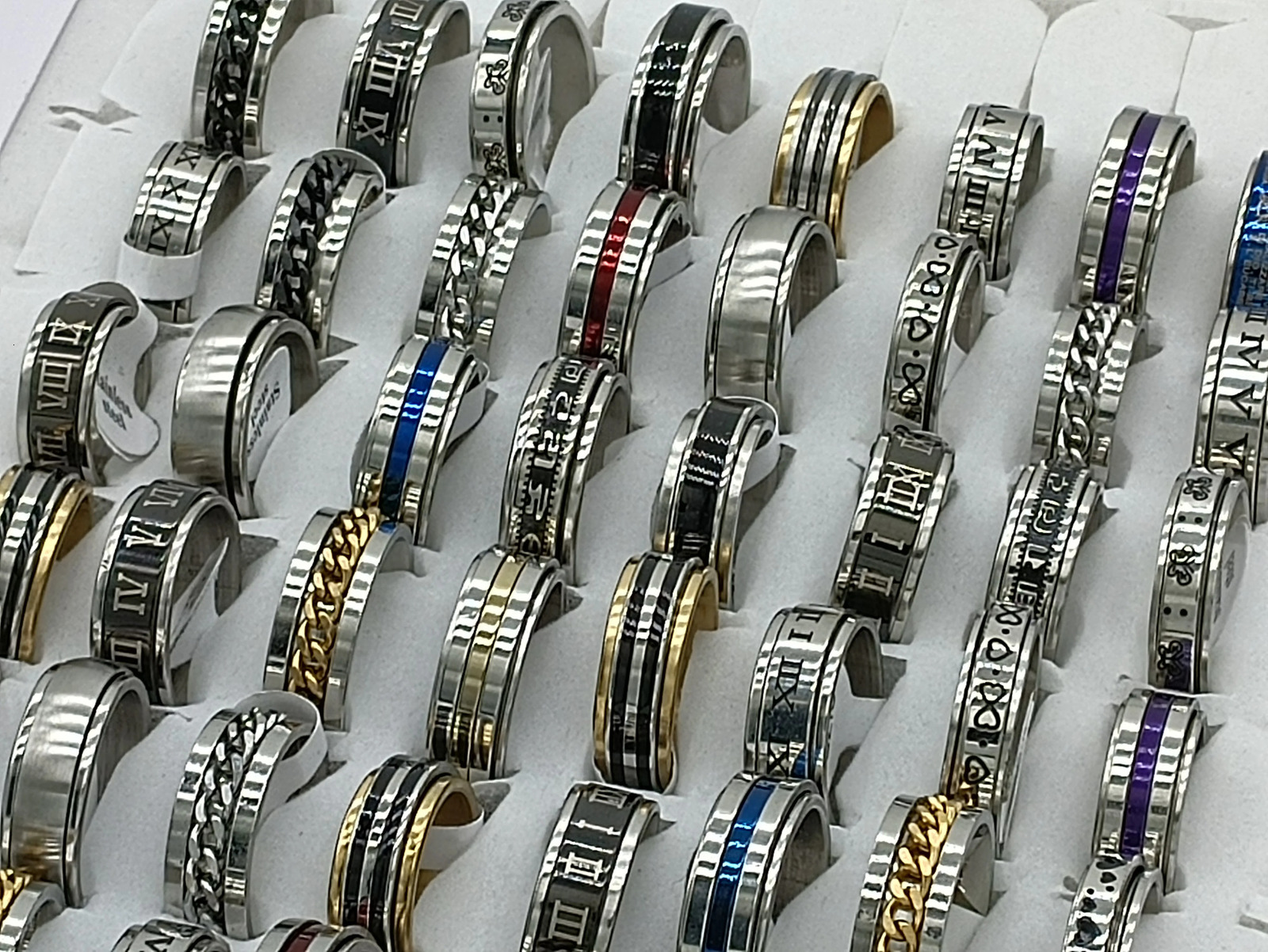 Wholesale Bulk Lots 30pcs/lot Male Spinner Ring Rotate Stainless Steel Men Fashion Spin Ring Punk Jewelry Party Gift 250815