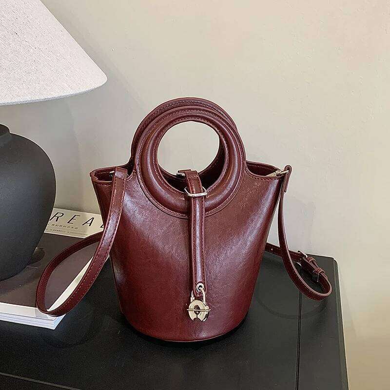 Fashion PU Sweet Shoulder Retro Single New Niche Design Large Capacity Women S Bags