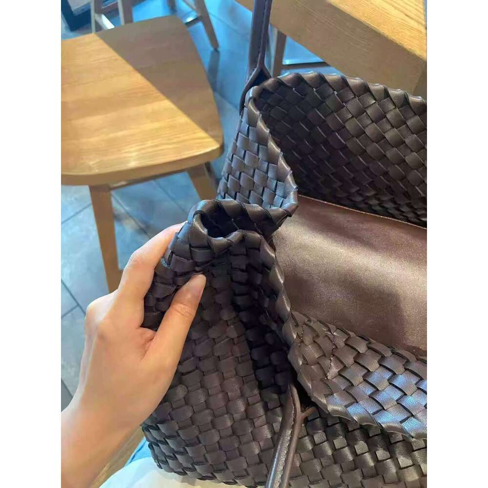 Designer Bag Tote Bag Shoulder Bag Summer New Handwoven Large Capacity Commuter Versatile Tote Travel Underarm Bag