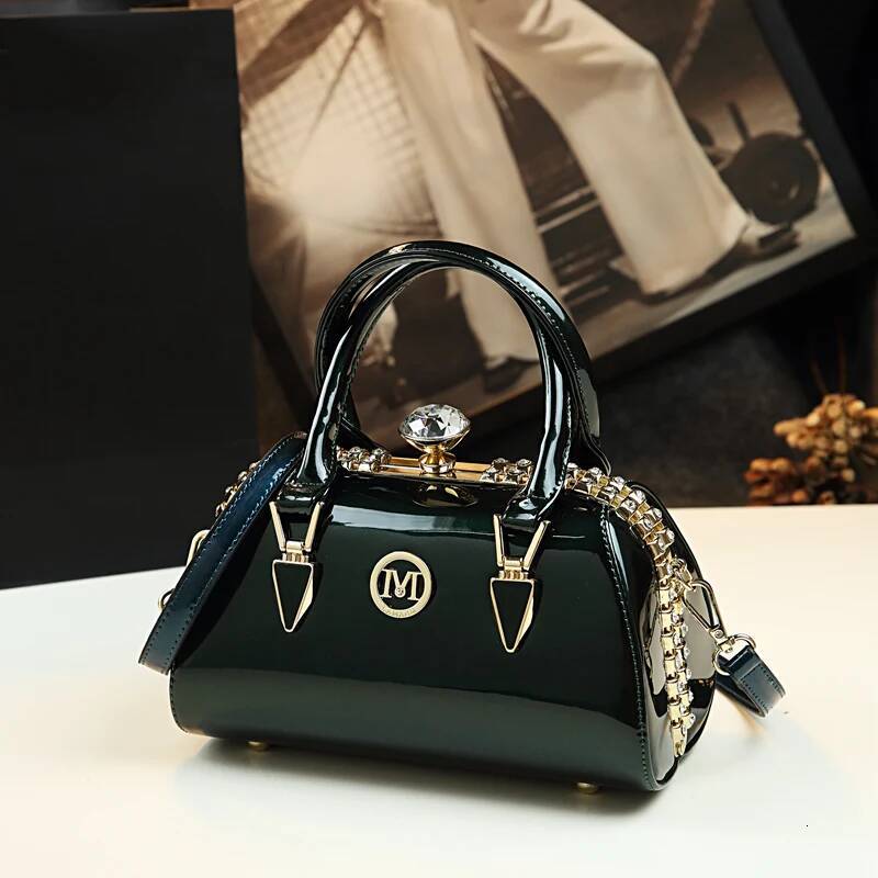 Leather 2025 New Women's Handbags Fashion Party Portable Shoulder Messenger Mom Evening Bag Small Bridal Wedding Bags