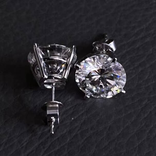Wholesale Fine Jewelry 925 Sterling Silver Charm Moissanite Diamond Stud Earrings
