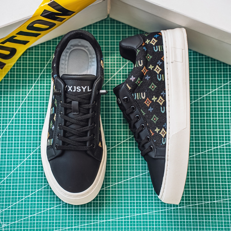 Free shipping Designer Men's Sneakers 2025 New Summer Breathable Korean-style versatile casual sports Men's light white sneakers