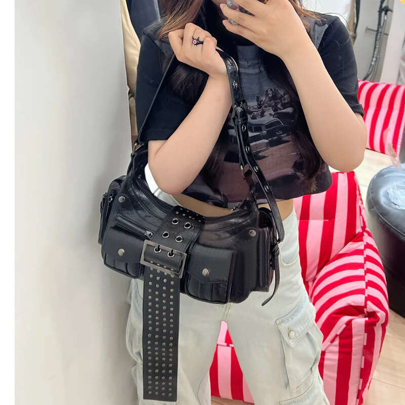 Designer Bag Tote Bag Shoulder Bag Autumn Winter New Sweet Jubilee Hot Girl Fashionable Metallic Silver Motorcycle Rivet Single Shoulder Underarm Cros