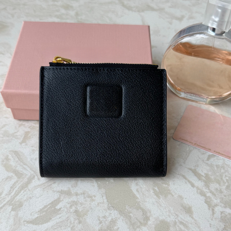 Folded Short Genuine Leather Wallets With Card Holders Zipper Pouch Note Compartment Designer New Coin Purses And Handbags Small Clutches Girl Purse Gift Bag 3323