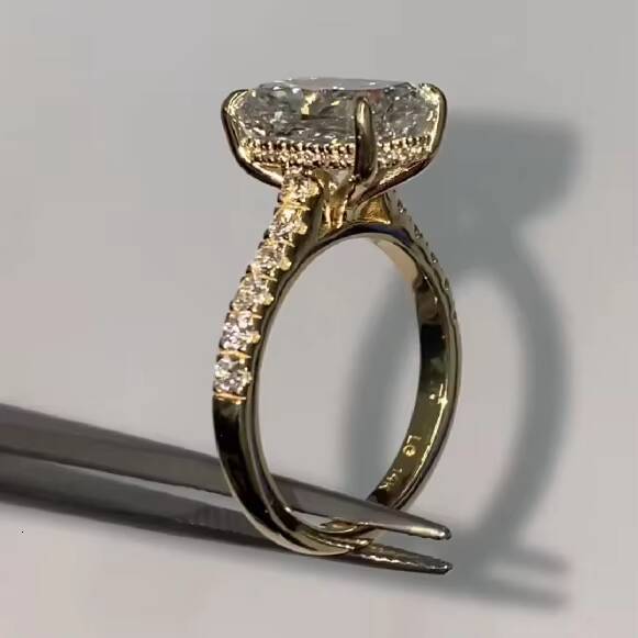 Gorgeous Engagement Rings 4ct Elongated Cushion Cathedral Setting S925 14K Gold Plated Wedding Moissanite Rings