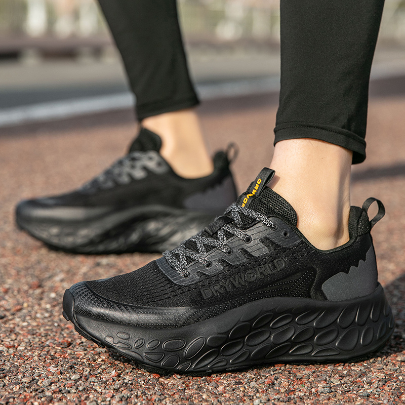 new free shipping designer Running Shoes high quality outdoor trainer casual message Height Increasing classic sport shoes for woman and men black pin