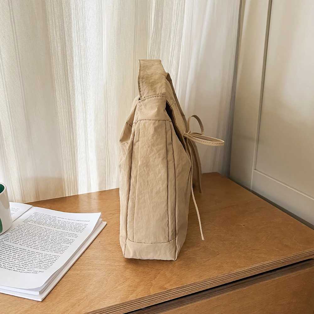 Flip Nylon Bag Daily Commuting Large Capacity Crossbody Bag New Casual Student Class Shoulder Bag Y250819