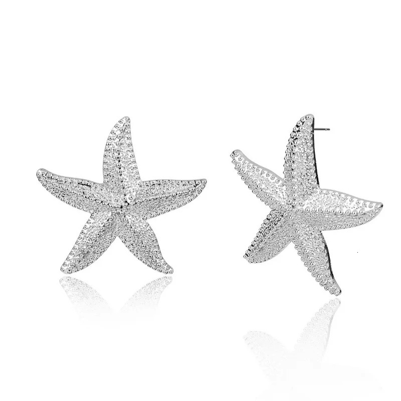 1Pair of Summer Sea Tie Classic Ins Wind Starfish Stud Earrings for Women Cartilage Trqagus Ear Piercing Jewelry Gift 250811
