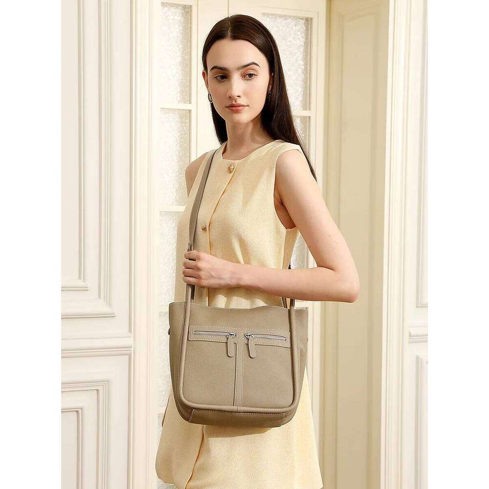 Designer Bags New Designer Bags For Women Genuine Leather Shoulder Casual Satchel Purses Large Capacity Commuting Bucket Crossbody Bag Luxury Bag