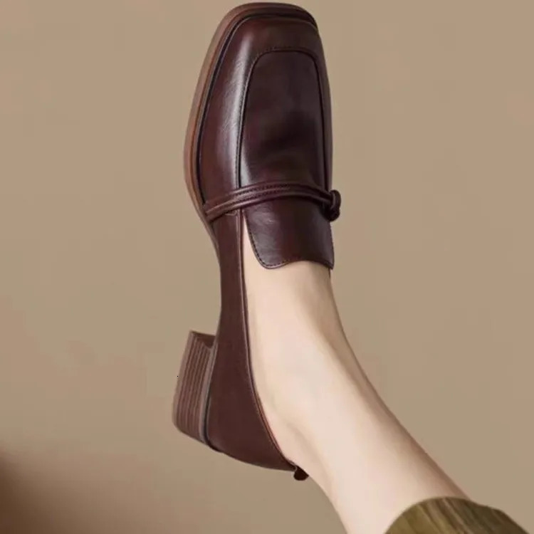 Women Flats Loafers Shoes Leather Designer Retro Shoes 2025 Trend Autumn Classic Shoes Women New Walking Dress Femme Zapatillas 250820