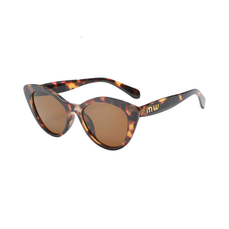 New Leopard Print Cat Eye Women, High-End Fashion Glasses, Celebrity Style, Slimming Sunglasses for Designer Square and Round Faces