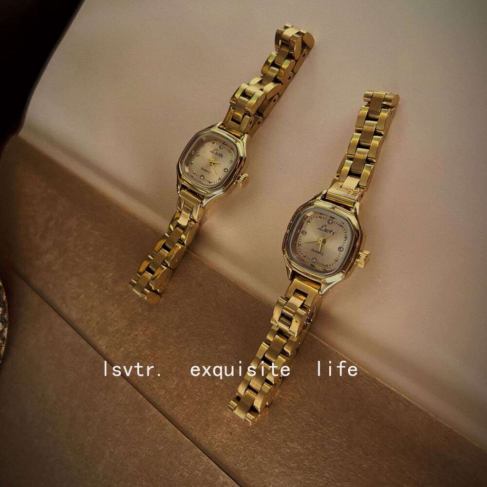 New Designer Live Streaming Vintage Style Mini Small Gold French Light Luxury Women's Watch