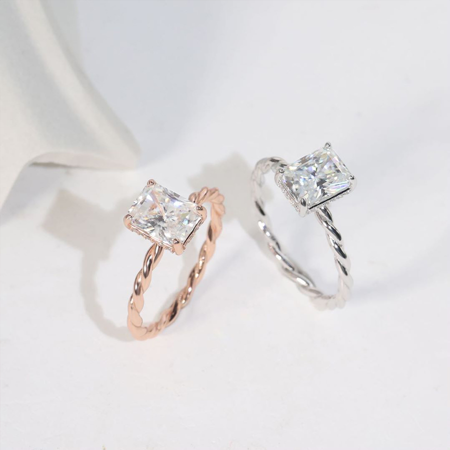 MT 2.0 ct Radion Cut Moissanite ring with 18K Real Gold Plated 925 Sterling Silver Engagement Ring Wedding Memorial Day Party Dress Costume Promise