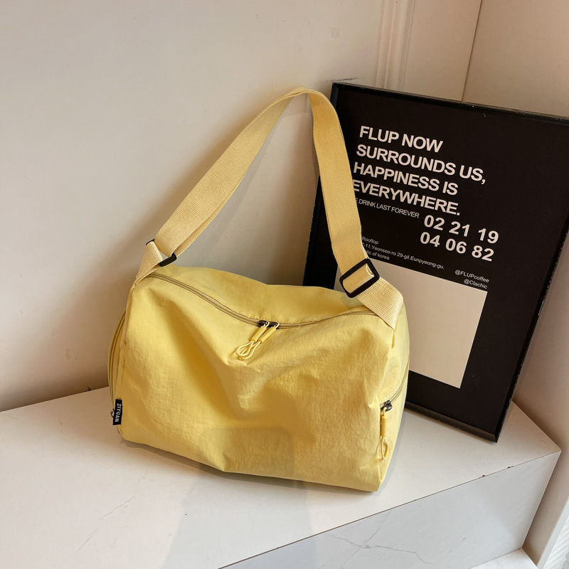 2025 Autumn Japanese and Korean style large capacity crossbody bag for women's sports short distance travel leisure nylon shoulder bag for women&