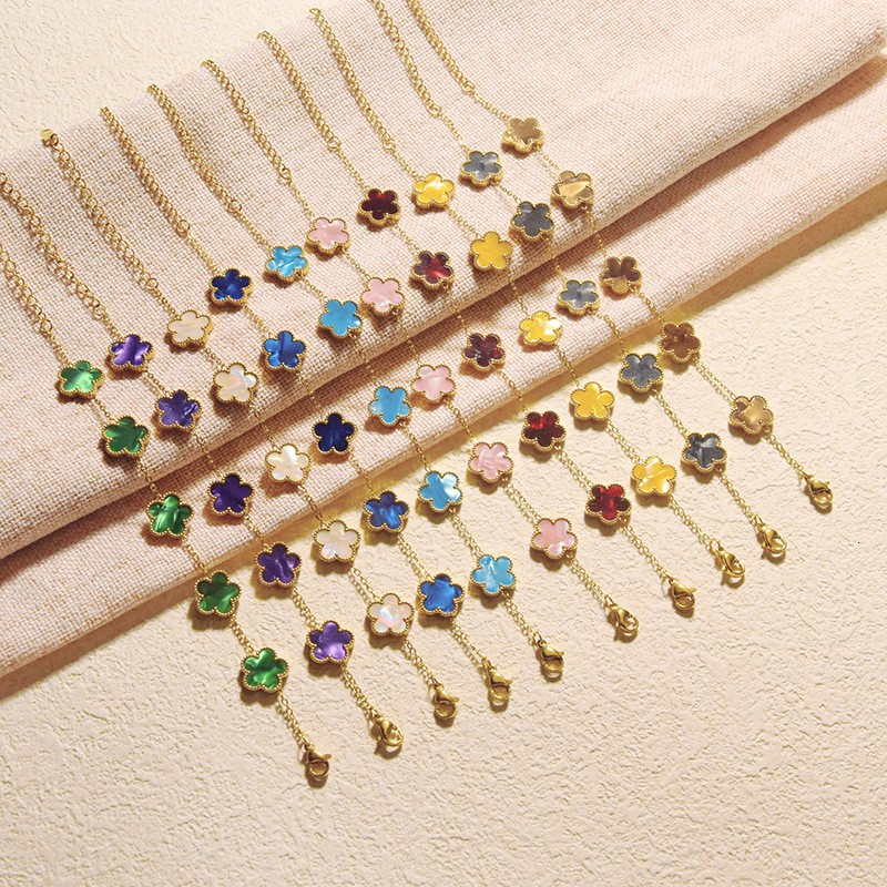 Titanium Lucky Five-Leaf Clover Gradient Bracelet Light High-End Feel Women's Stainless Steel Jewelry