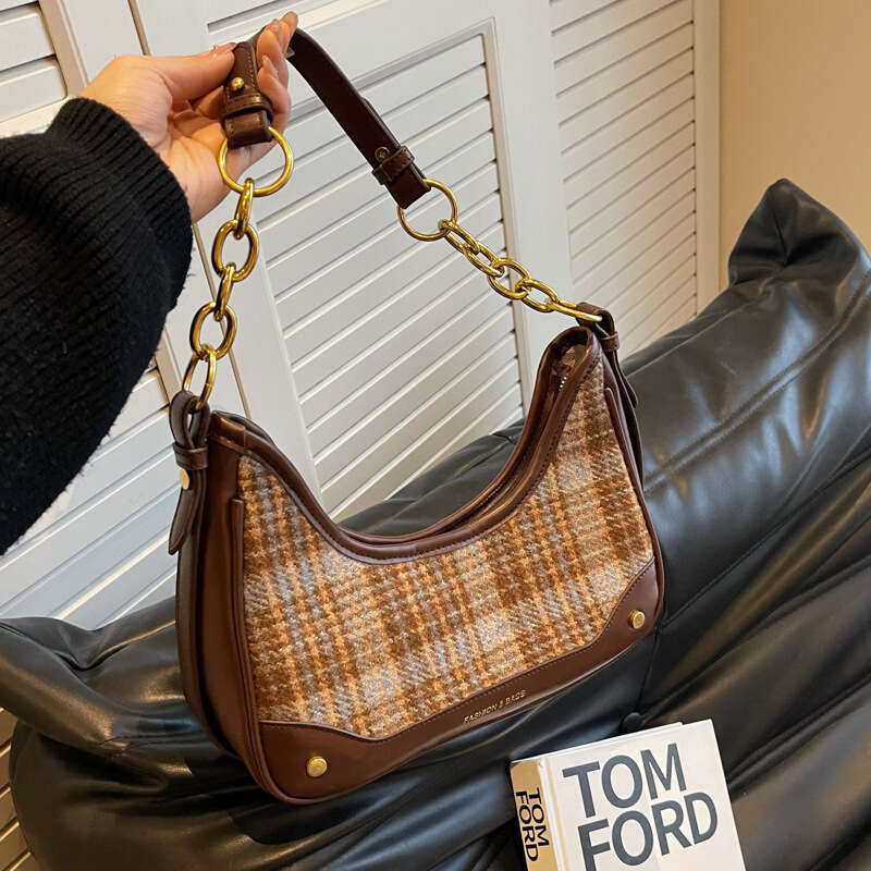 Underarm for Women 2025 New Fashion French Niche Design Stylish Autumn Single Shoulder Crossbody Bag