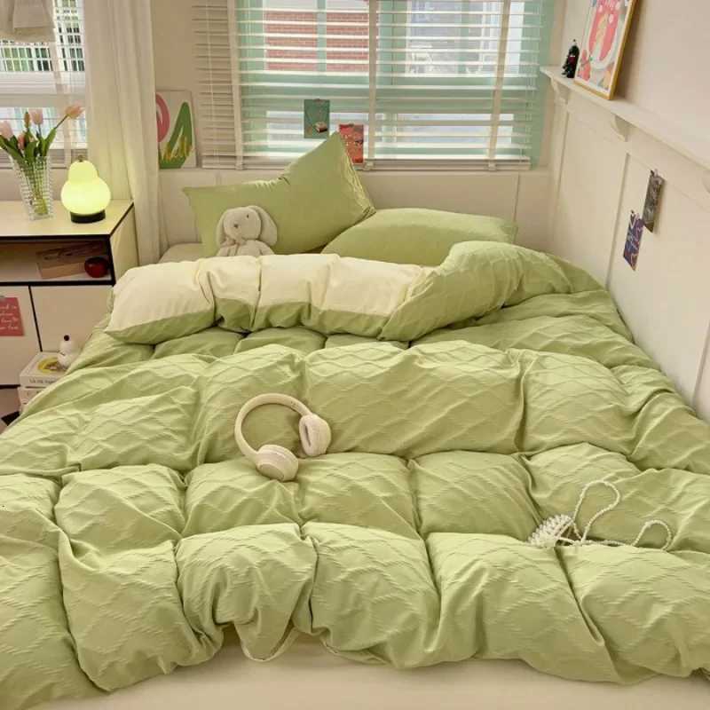 seersucker bed sheet four-piece set washed cotton skin-friendly and comfortable rhombus quilt cover solid color quilt cover Y2508191