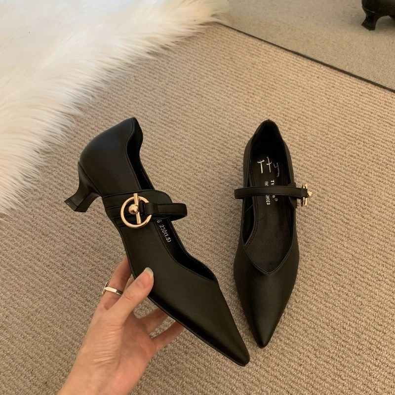 French Retro Women Shoes Spring New Pointed Flat Shoes Fashion Versatile Mary Jane Shoes Comfor Non Slip Womens Leather Shoe 250820