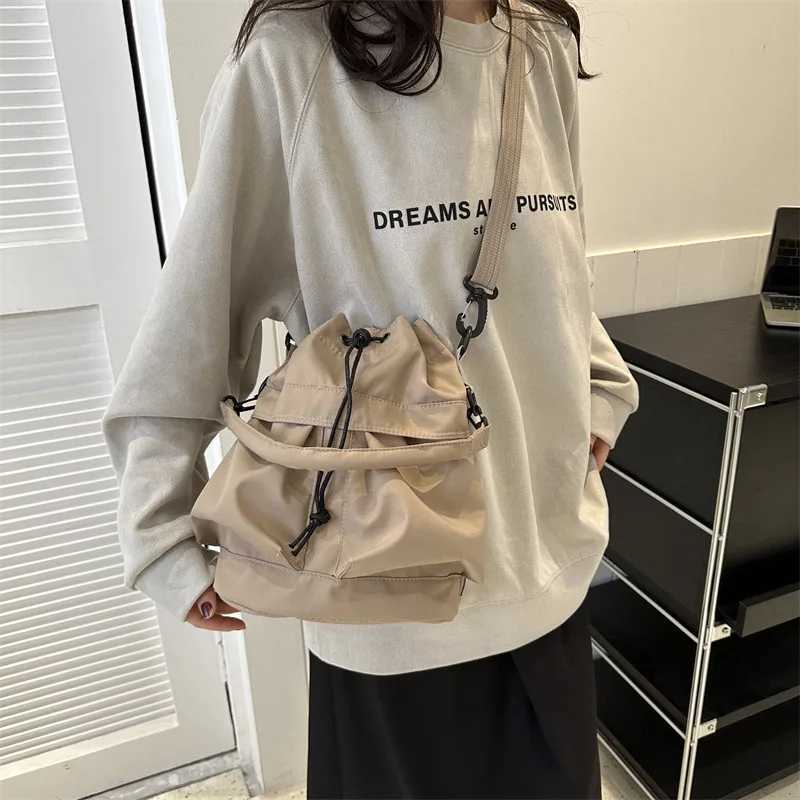 Women Simple Shoulder Bag Nylon Waterproof Ladies Large Capacity Casual Handbag Drawstring Crossbody Bucket Bag Tote Bag Y250819