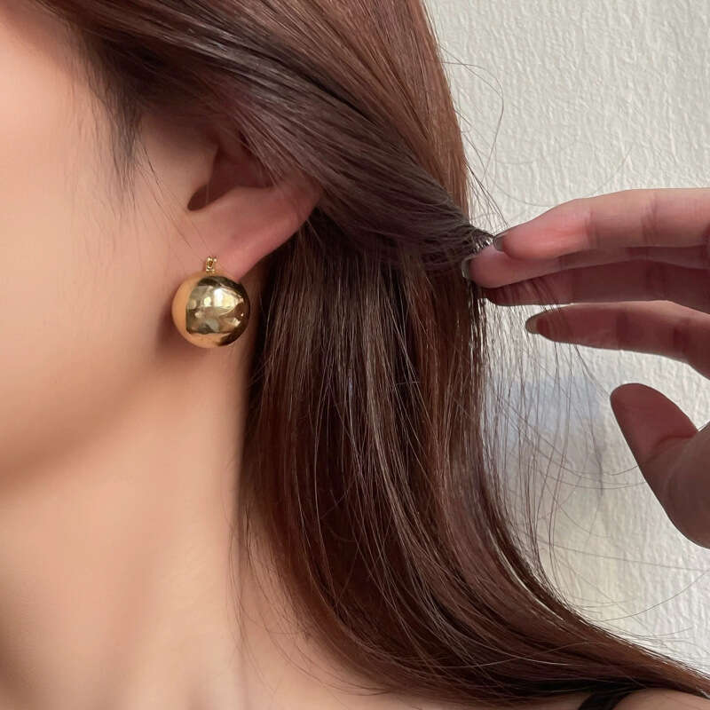 Gold-Plated Copper S Sier Needle Small Fragrance Gold Flower Pearl for Women Ins Style High-End Earrings Jewelry