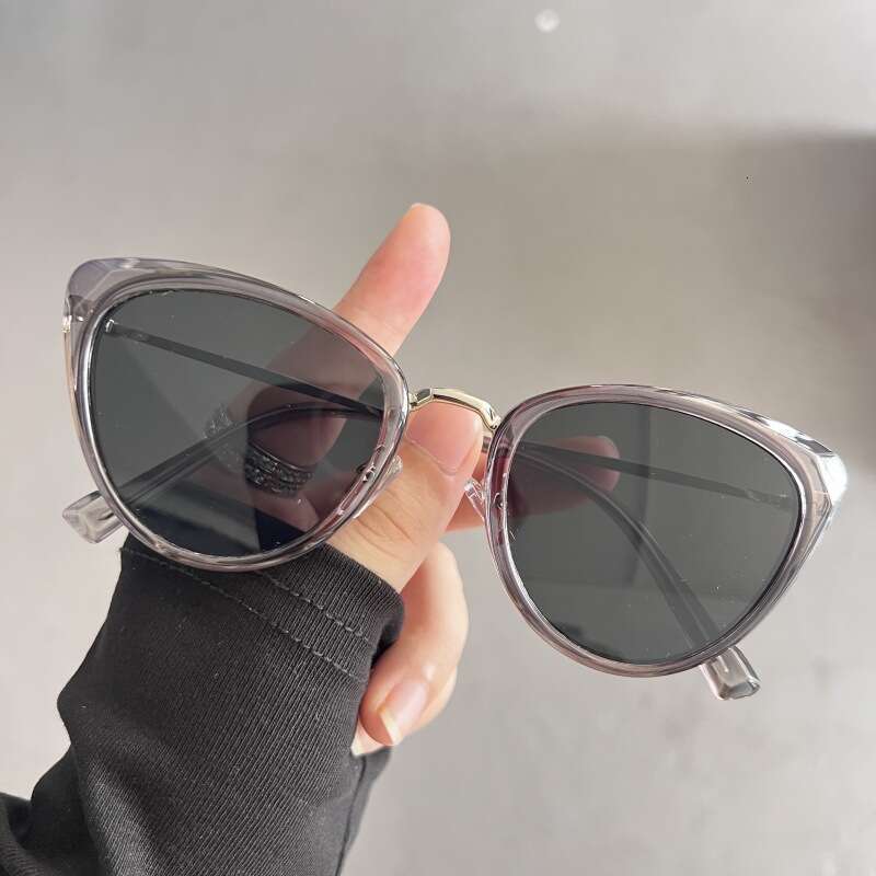 2025 New American Style Designer Cat Eye Women Trendy Metal Sunglasses for Men High-end Sunshade