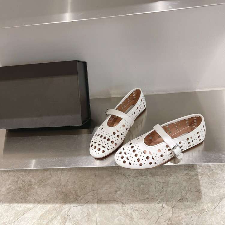 Round Toe Strap Flat Ballet Fashion Casual Single Shoes 2025 Summer New Hollow Breathable