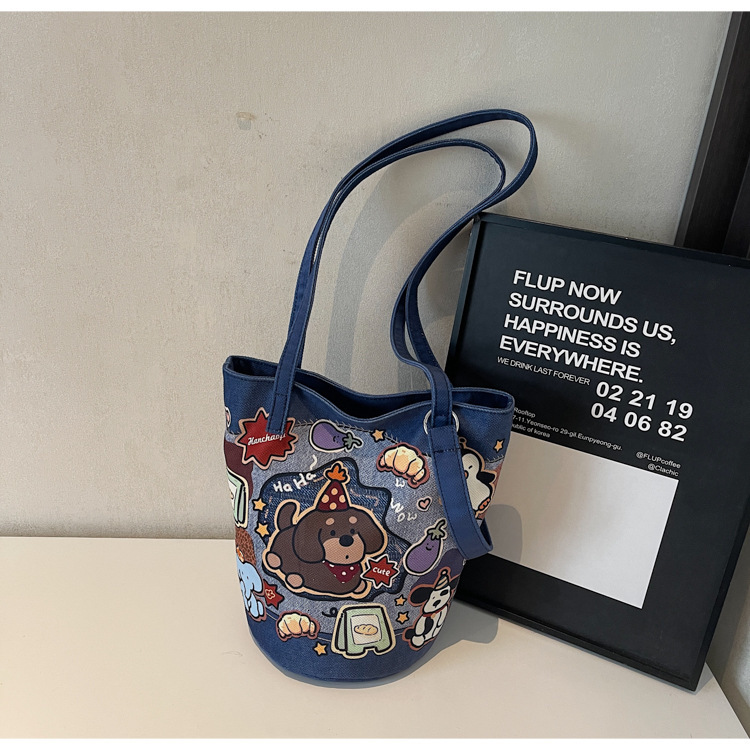 Autumn New Women s Shoulder Bag Minimalist Art Women s Bucket Bag New Cute Cartoon New Women s Crossbody Bag Printed Casual Personality Autumn New Des