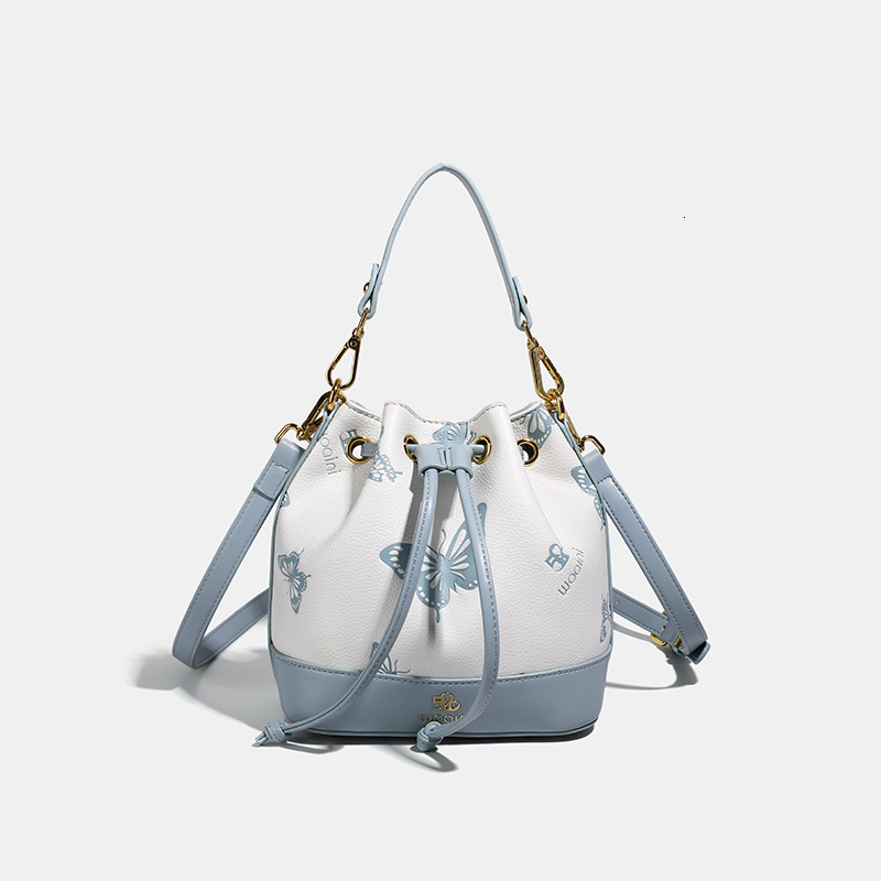 Free Shipping Designer New Fashionable Women's Large Capacity Bucket Bag Niche Sweet High-end Versatile Handheld Shoulder Crossbody Bag Casual Sh