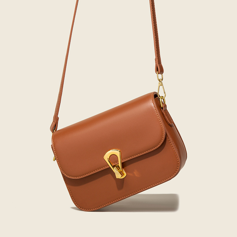 High-end small square bag women's bag 2024 new lock fashionable and simple shoulder messenger bag retro tofu bag women