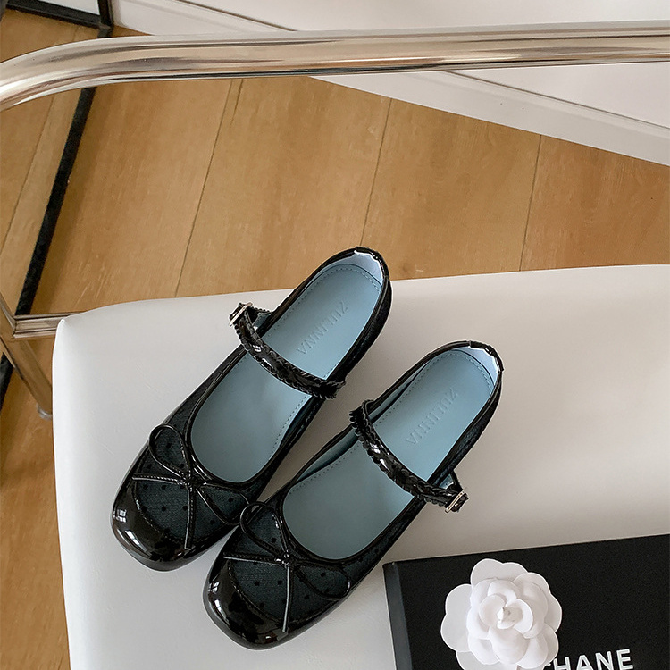 new Free delivery designer Women board shoes Casual sports shoes for women lightweight breathable and comfortable