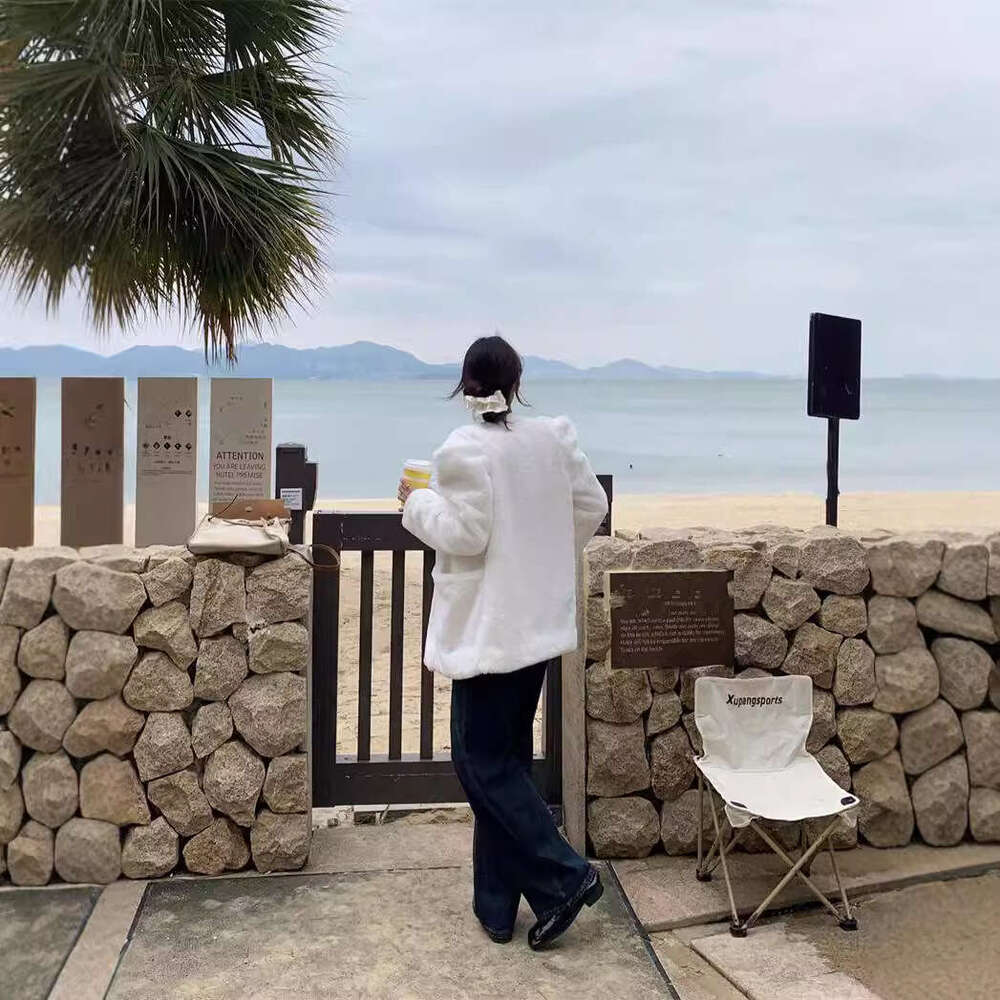 French retro round neck cinched waist tie imitation rabbit fur coat for women