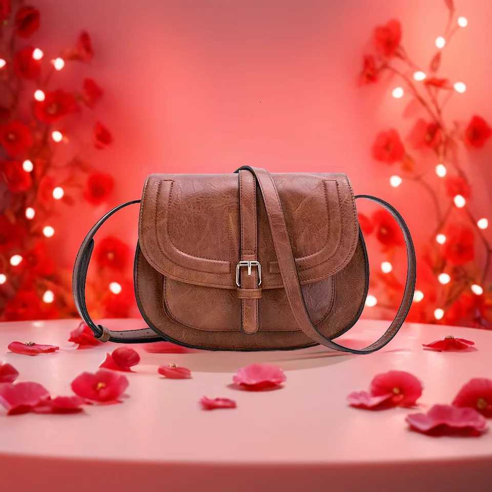 Womens Saddle Bag Womens Shoulder Crossbody Bag European and American Versatile Half Round Bag Y250819