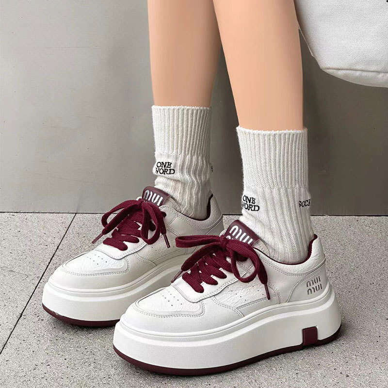 Thick-Soled Cowhide White Sneakers for Women 2024 Autumn Winter Versatile Sports Casual Height-Increasing Lace-Up Lightweight Board Shoes