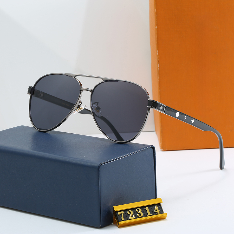 Polarized Designer Sunglass Fashion Luxury Letter Sunglasses Women Men Sun glass Goggle Adumbral 5 Color Option Eyeglasses Beach Sport