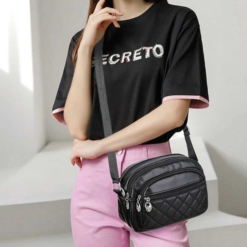 Neutral style shoulder bag for men and women. Multi-layered pockets made of PU material. Suitable for travel and gift giving. Y250819